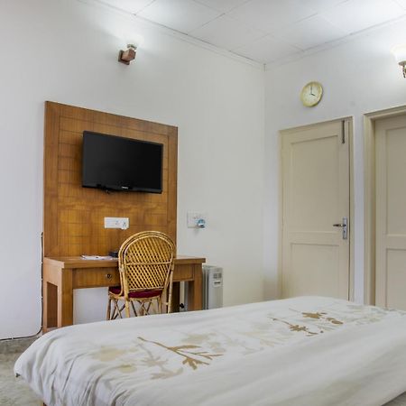 Kasauli Edge Apt With Balcony 外观 照片