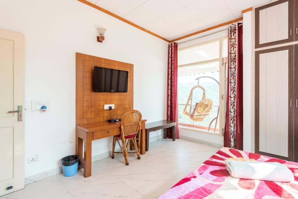 Kasauli Edge Apt With Balcony 外观 照片