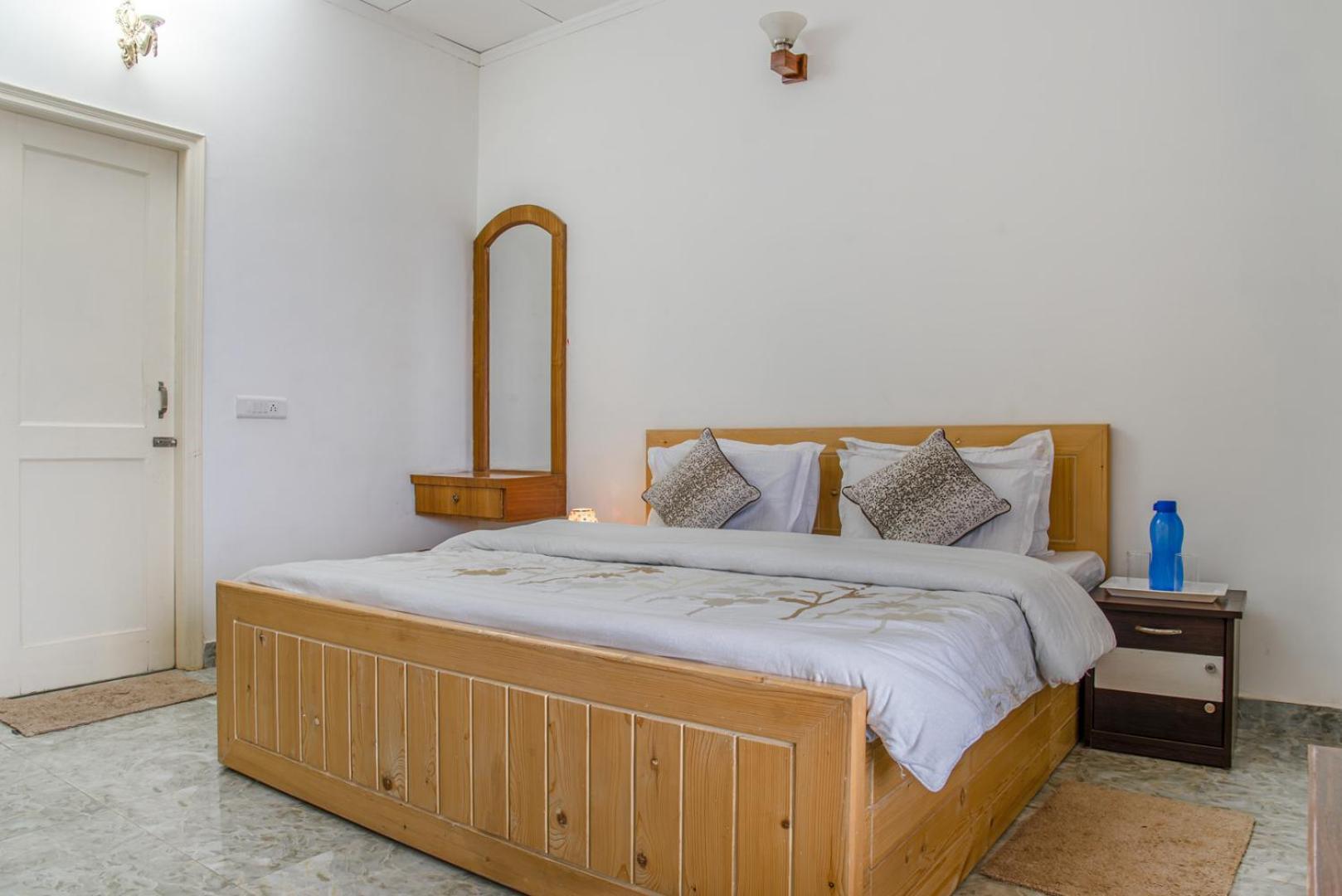 Kasauli Edge Apt With Balcony 外观 照片