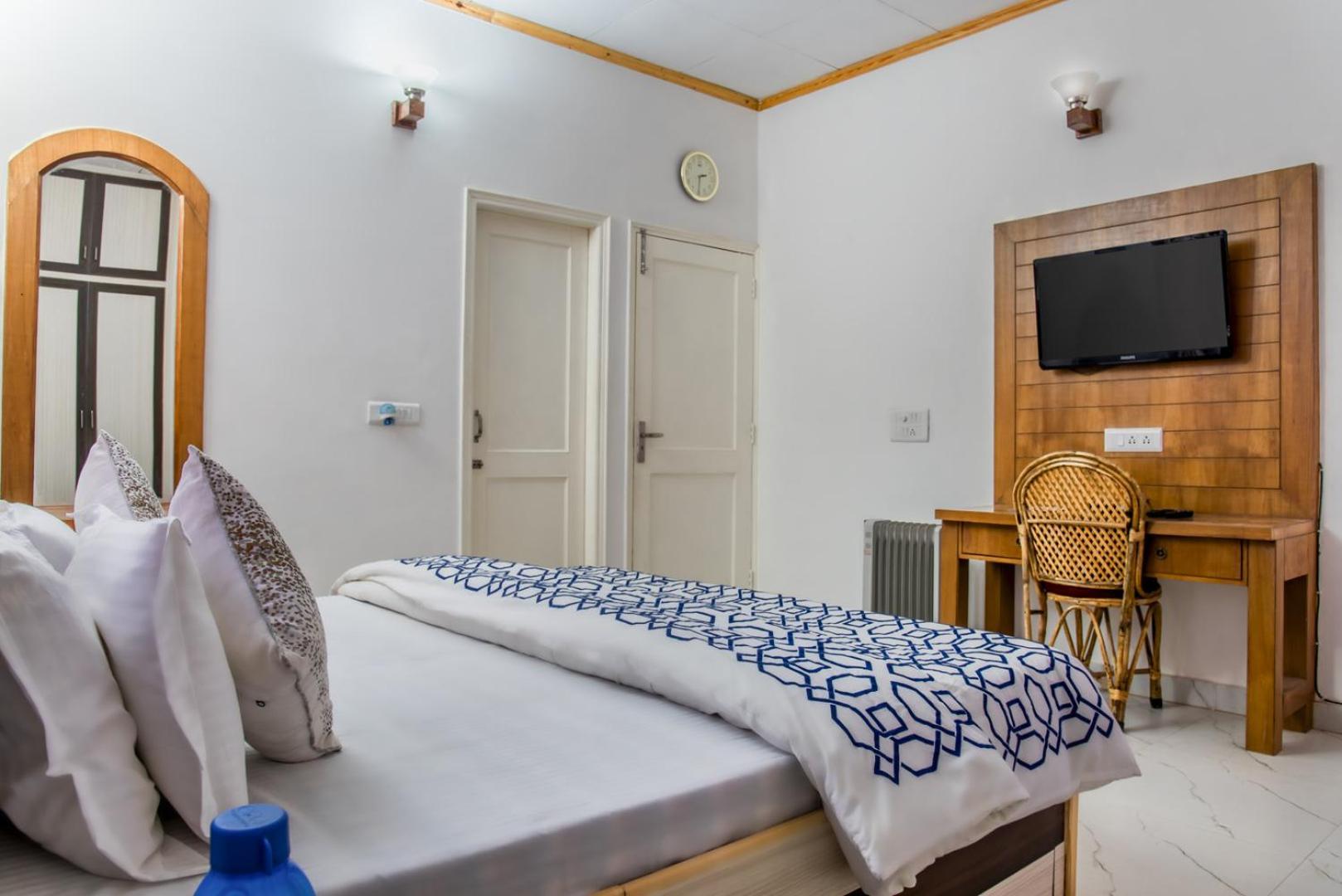 Kasauli Edge Apt With Balcony 外观 照片