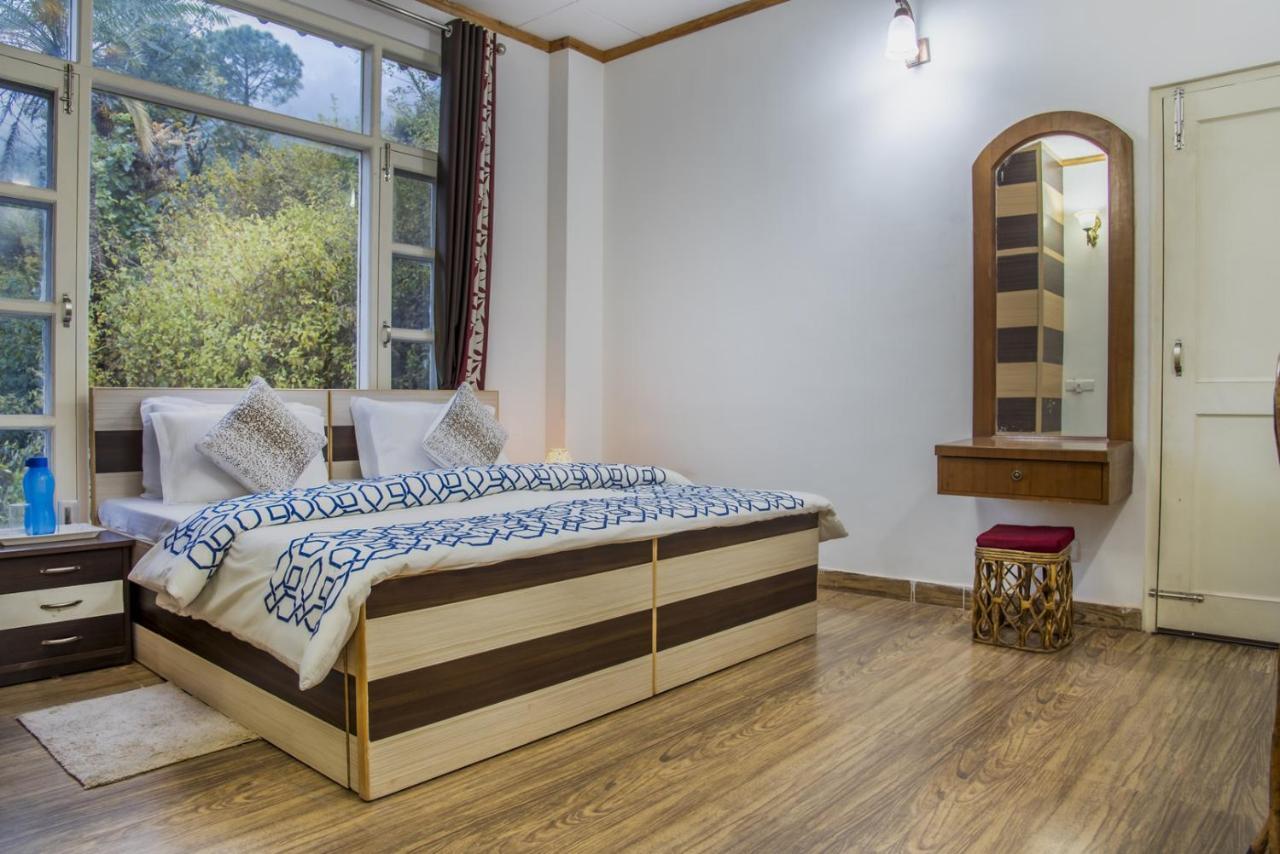 Kasauli Edge Apt With Balcony 外观 照片