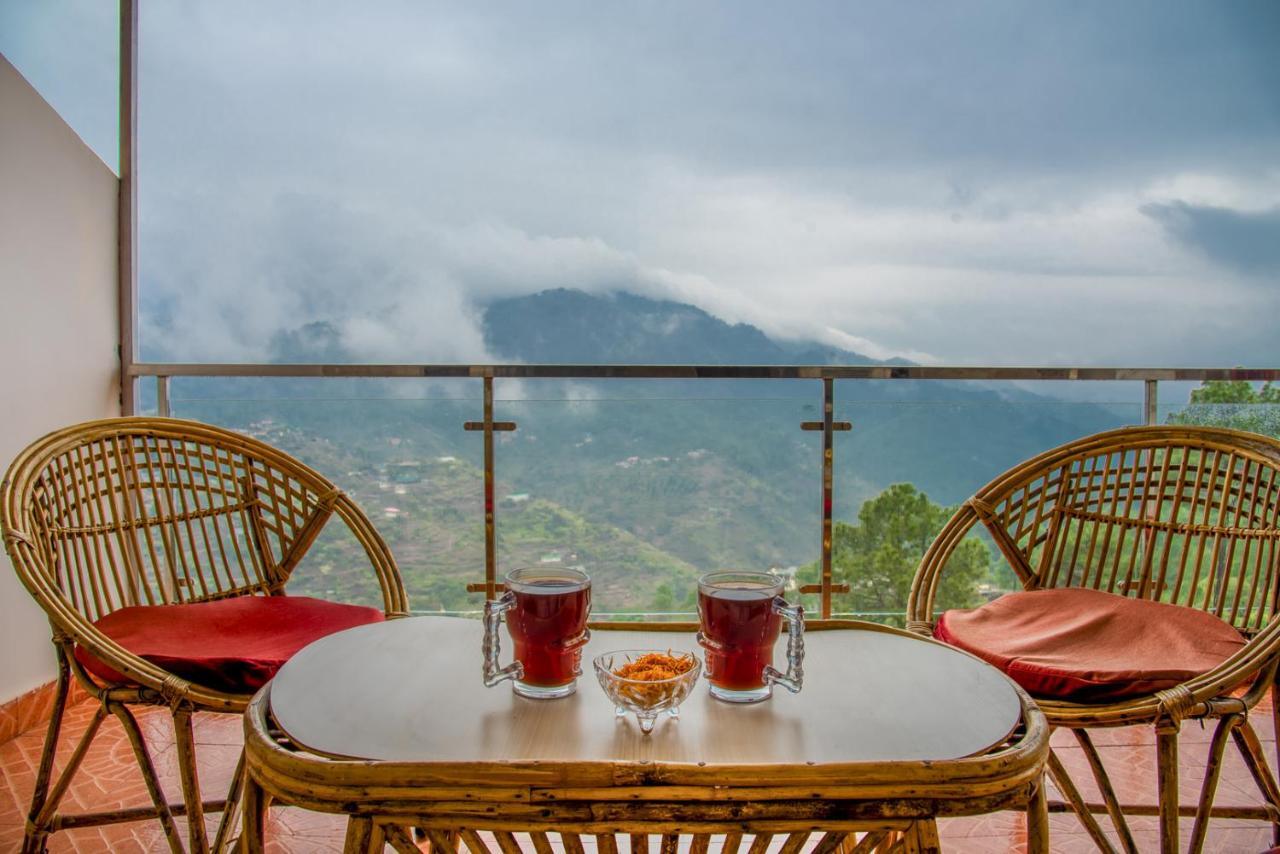 Kasauli Edge Apt With Balcony 外观 照片